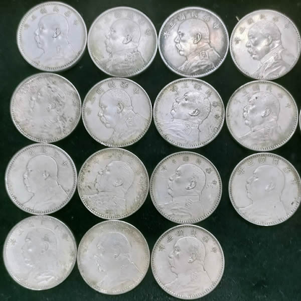 大量收購銀幣